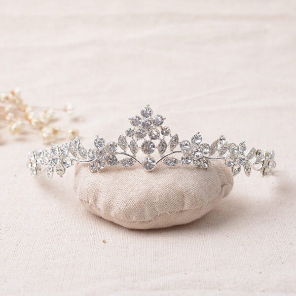 Tiara pequena